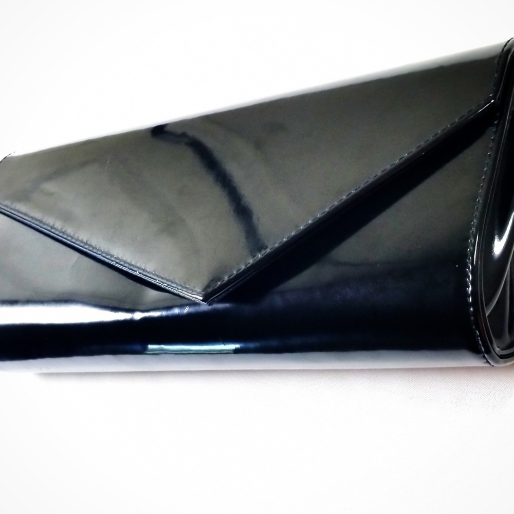 Black Clutch by iCHI - Picture 3 of 8